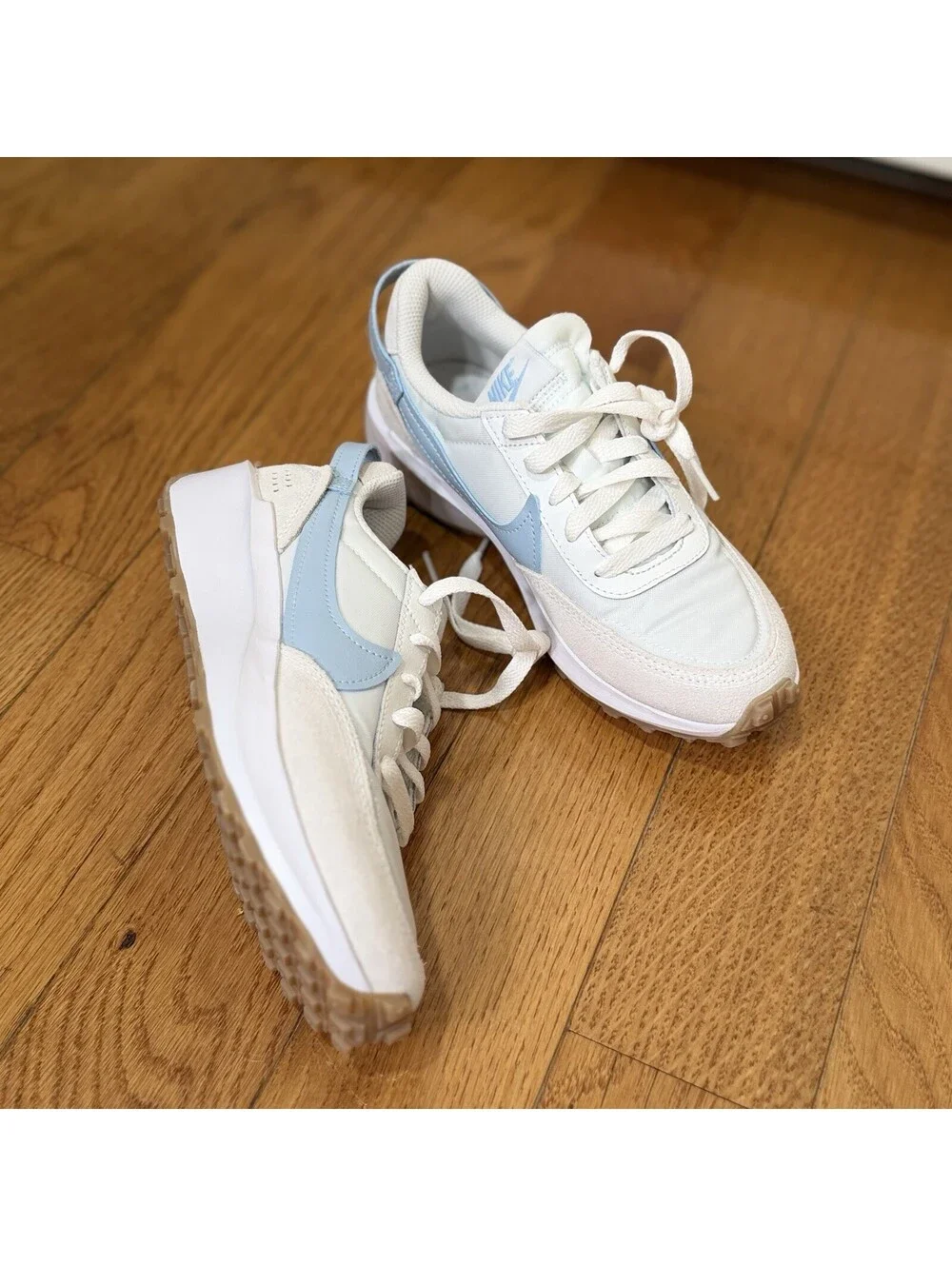 Size 5 US Women’s Nike Waffle Debut 'White Mint Foam Light Blue